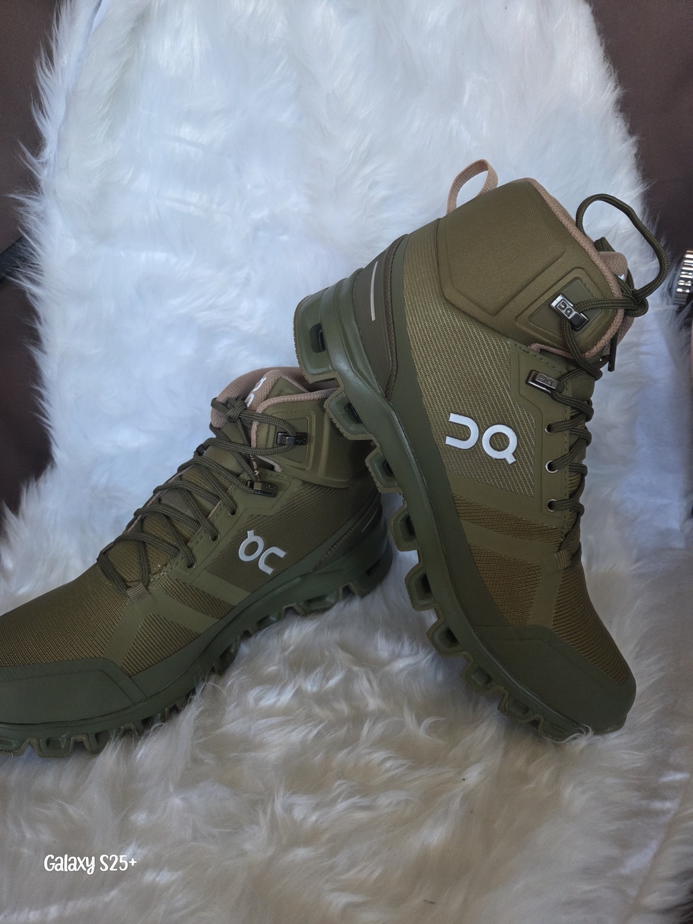 On Running Cloudrock Waterproof Mid-Top Womens Trail Shoes - Olive